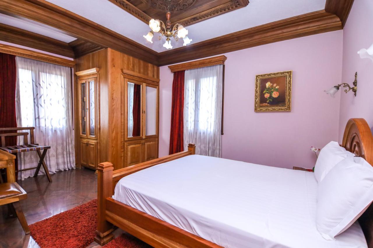Brilant Antik Center Hotel تيرانا المظهر الخارجي الصورة