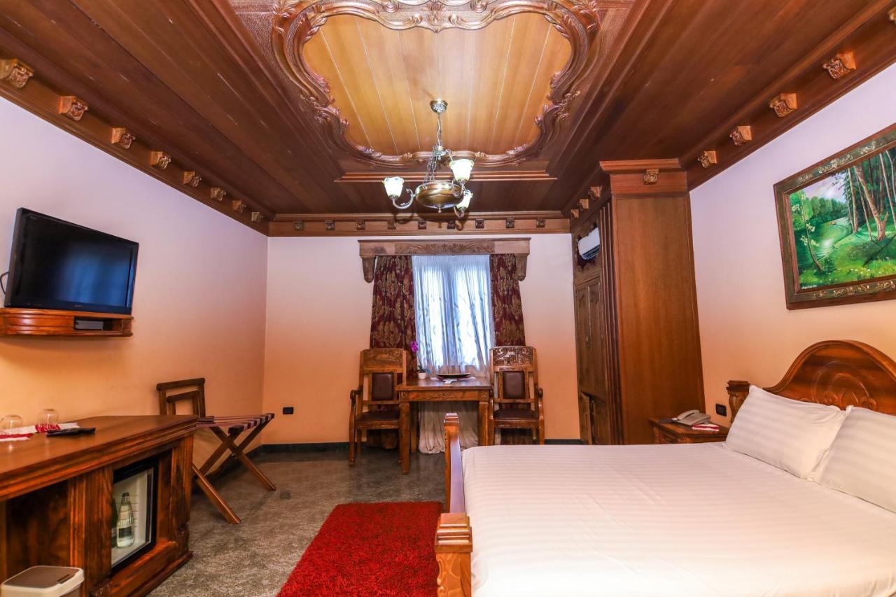 Brilant Antik Center Hotel تيرانا المظهر الخارجي الصورة