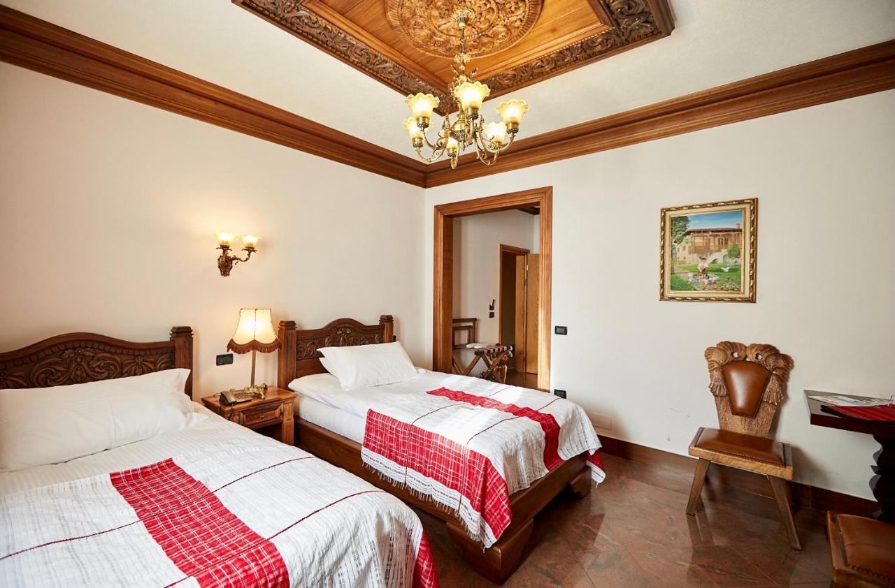 Brilant Antik Center Hotel تيرانا المظهر الخارجي الصورة