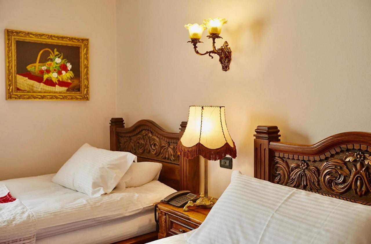Brilant Antik Center Hotel تيرانا المظهر الخارجي الصورة